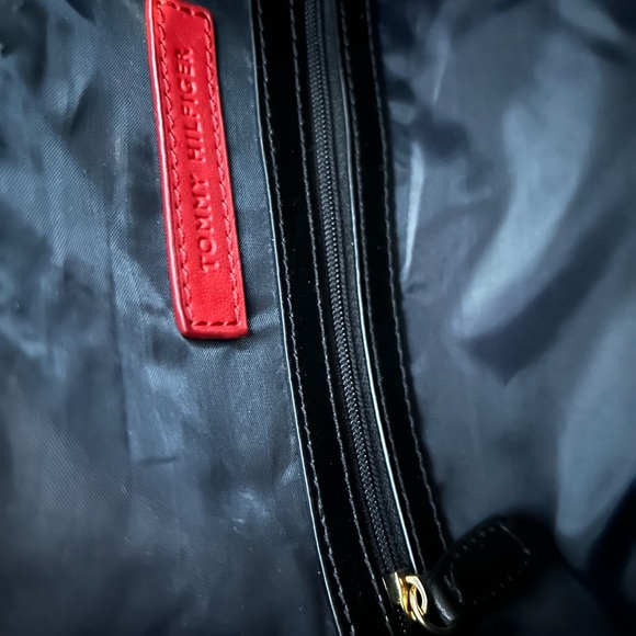Tommy Hilfiger Navy shoulder bag New - Picture 3 of 6